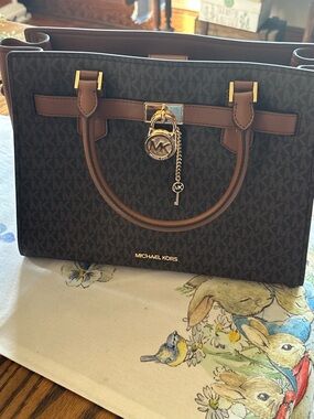 New Michael Kors Hamilton Medium Satchel